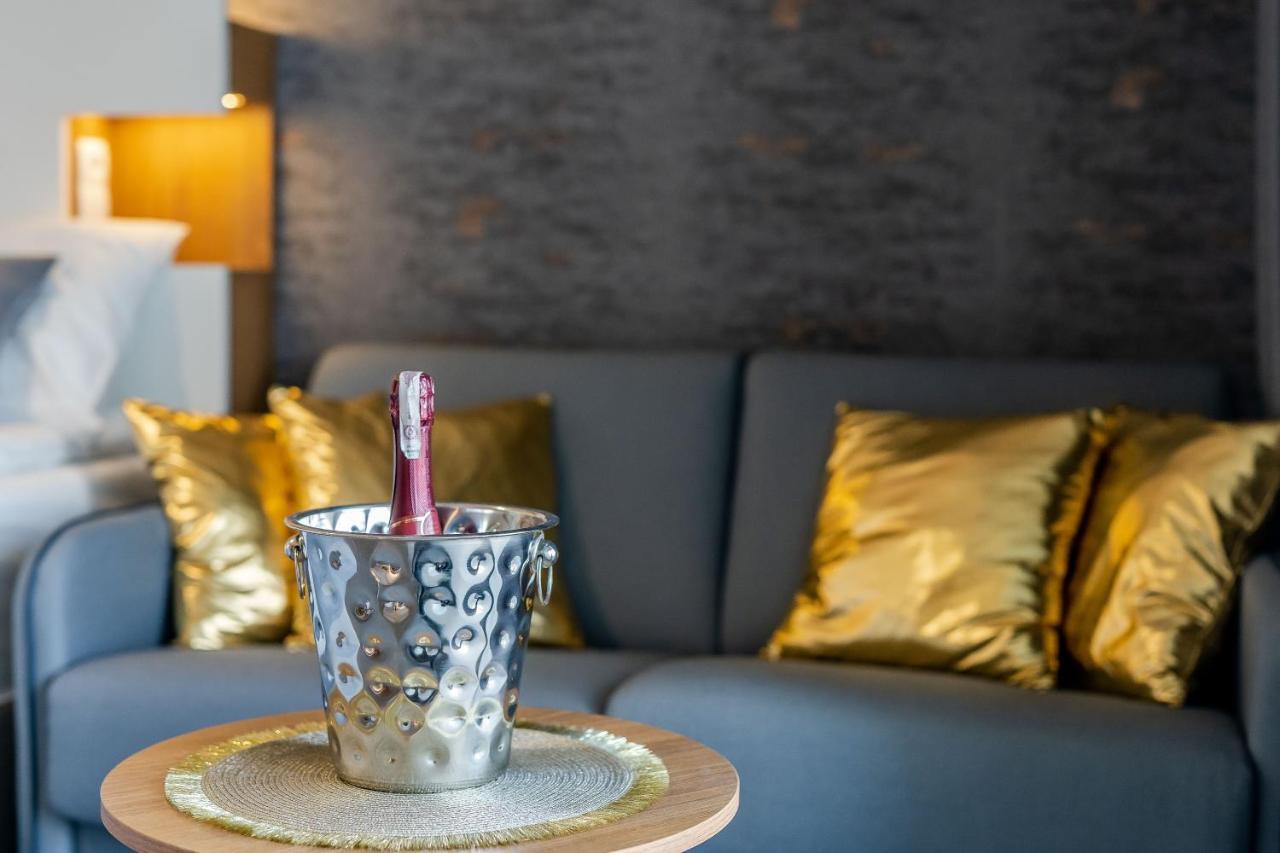 Apartamenty Almar Seaside Park Private Kolobrzeg Ngoại thất bức ảnh